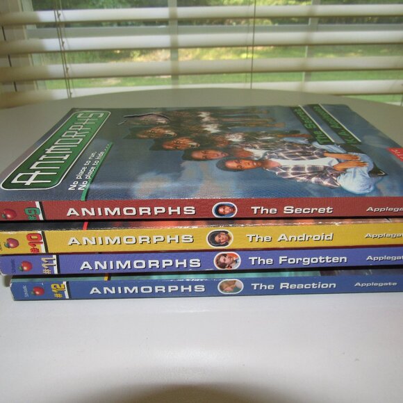 Vintage 90s Animorphs Lot – K.A. Applegate – Scholastic Paperbacks #9-12 - Picture 3 of 3